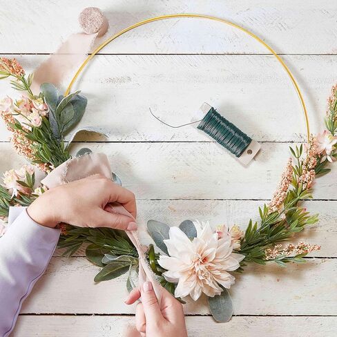 10 عبوات من حلقات معدنية كبيرة مقاس 14 انش بتصميم زهور، حلقات معدنية مركزية للاكليل من المكرمية الذهبية لتزيين طاولة الزفاف وصائد الاحلام in Kuwait