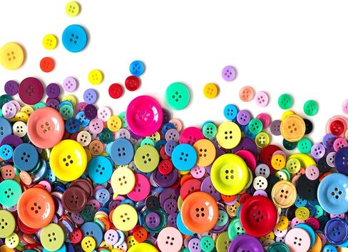 ازرار دائرية بـ 4 فتحات للحرف اليدوية التي تصنعها بنفسك، من 0.2 انش الى 0.6 انش، مقاسات متنوعة 660 قطعة in Kuwait