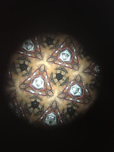 N and J Kaleidoscope Teleidoscope في خشب Padauk صلب ، Tadpole صغير 3 بوصة ، جلوس مسطح ، طبقة علوية مغلفة in Kuwait
