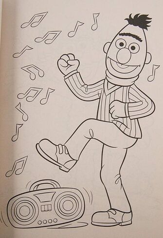 كتاب تلوين ضخم لمو وأوسكار ذا جروتش من 192 صفحة مع شخصيات إضافية قائمة على الظهر in Kuwait