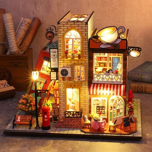 طقم بيت الدمى المصغر والأثاث من Roroom DIY، نموذج حرفي صغير ثلاثي الأبعاد لبيت الدمية الخشبية مع غطاء مقاوم للغبار ومصباح LED، فكرة غرفة إبداعية لهدية عيد ميلاد عيد الحب (F-032) in Kuwait