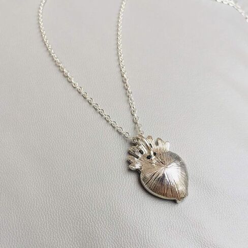 JK-GMTE Evie Red Heart Tiara and Necklace Descendants Princess Girl Queen of Hearts Costume in Kuwait