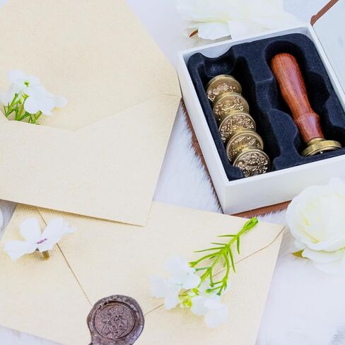 مجموعة طوابع ختم الشمع من AJulyBee، 6 قطع من رؤوس طوابع الشمع النحاسية + 1 مقبض خشبي، مجموعة ختم الشمع للبطاقات والأظرف وتغليف الهدايا، مجموعة ختم الشمع مع نمط زهرة نباتية وحيوانية in Kuwait