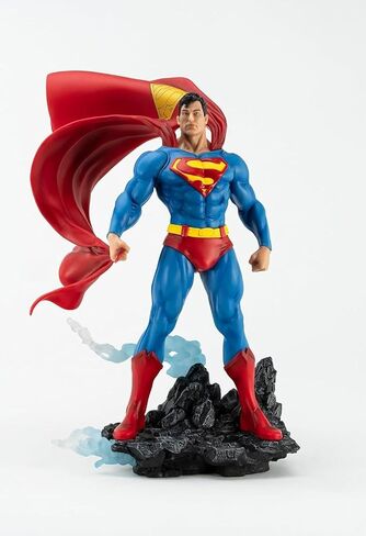 DC Heroes: Superman (Classic Version) Previews Exclusive 1:8 Scale Statue in Saudi Arabia