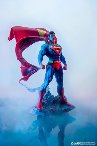 DC Heroes: Superman (Classic Version) Previews Exclusive 1:8 Scale Statue in Saudi Arabia