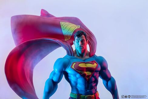 DC Heroes: Superman (Classic Version) Previews Exclusive 1:8 Scale Statue in Saudi Arabia