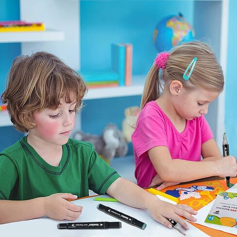 كيبور قلم تحديد فني متطور 80+1 لون بطرف مزدوج قائم على الكحول، بالإضافة إلى قلم مزج واحد مع عبوة سميكة in Kuwait