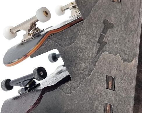 لوحات أصابع FlashBone | 3 + 1 رف أصابع | (رف صغير 4 فتحات) | بشعار FlashBone (خشب داكن) | حامل رف تخزين لـ 4 ألواح تزلج كاملة مع الملحقات in Kuwait