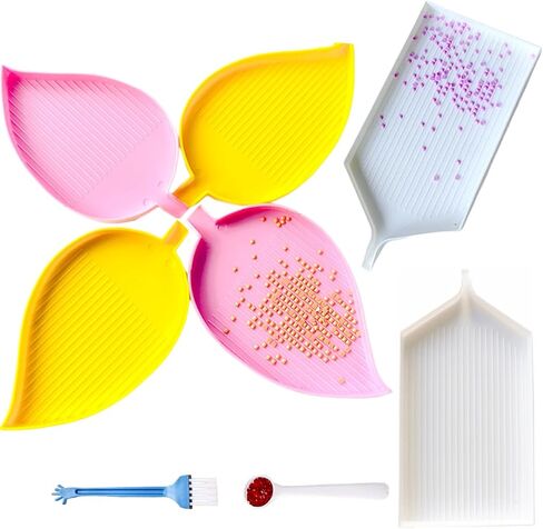 6 قطع من صواني الرسم الماسي الكبيرة والصغيرة، وصينية فرز الخرز البلاستيكية، وأدوات مجموعة صواني فنية ماسية كبيرة، وصينية حاويات تخزين لأحجار الراين والإكسسوارات in Kuwait