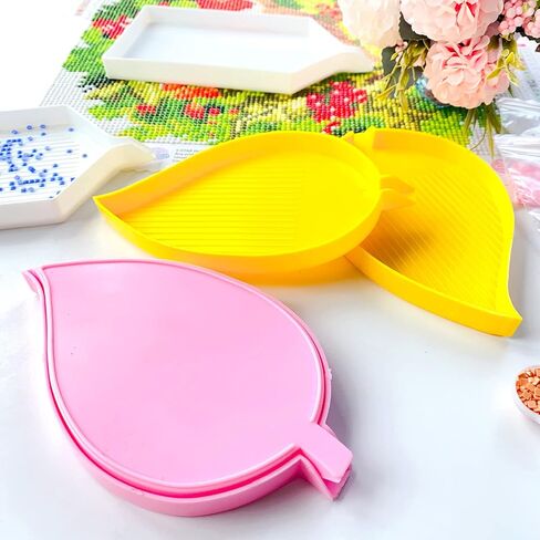 6 قطع من صواني الرسم الماسي الكبيرة والصغيرة، وصينية فرز الخرز البلاستيكية، وأدوات مجموعة صواني فنية ماسية كبيرة، وصينية حاويات تخزين لأحجار الراين والإكسسوارات in Kuwait