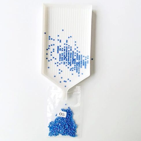 6 قطع من صواني الرسم الماسي الكبيرة والصغيرة، وصينية فرز الخرز البلاستيكية، وأدوات مجموعة صواني فنية ماسية كبيرة، وصينية حاويات تخزين لأحجار الراين والإكسسوارات in Kuwait