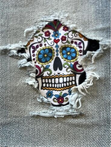 رقعات حديدية على شكل يوم الموتى - 5 بوصات × 5 بوصات | 2 بقع متنوعة in Kuwait