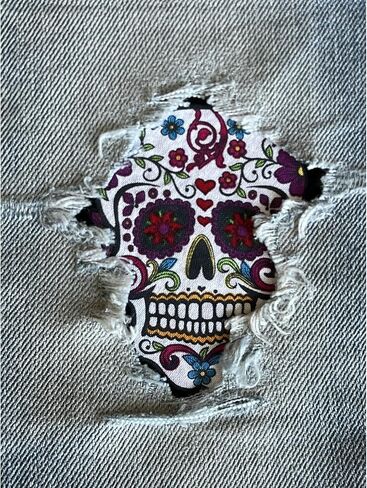 رقعات حديدية على شكل يوم الموتى - 5 بوصات × 5 بوصات | 2 بقع متنوعة in Kuwait