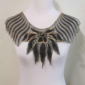 1 Pcs Gold-Stamped Water-Soluble Lace Collar Embroidery Hollow Chest Embroidery False Collar Dress Skirt DIY Lace Accessories in Kuwait