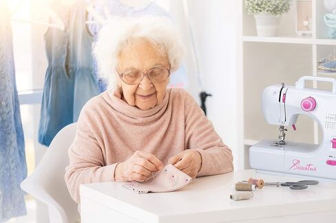 آلة خياطة منزلية متعددة الوظائف وسهلة الحمل والنقل من ستيتش تك مع طاولة تطويل و16 غرزة مدمجة، و42 قطعة طقم خياطة in Kuwait