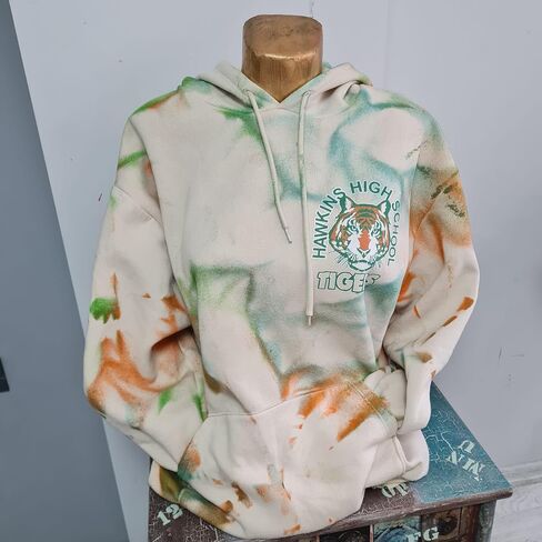 Metallic Spray Paints for Clothes | Make Your Own Tie Dye Fashion | 6 Shining Colors Gold, Silver, Copper, Purple, Grass Green, Sea Blue | Ready to Use Fabric Coloring in Saudi Arabia
