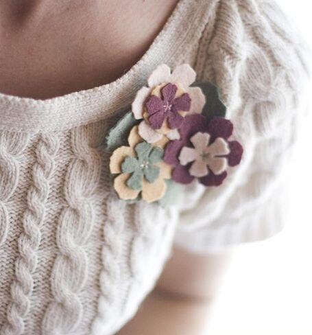 Jawflew 50 Pairs Rubber Pin Backs Lapel Pin Backs with Tie Tacks Blank Pins, Pin Cap Keepers Replacement for Uniform Badges Comfort Fit Tie Tack Lapel Pin Backing Holder Clasp (Black) in Kuwait