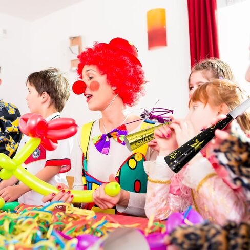 50 قطعة من لوازم الحفلات من نيو يير نويز ميكرز in Kuwait