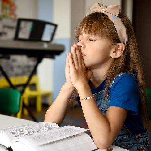 YANCHUN 25 قطعة أساور WWJD ماذا سيفعل يسوع أساور للنساء أساور مسيحية دينية WWJD أساور حزمة أساور يسوع هدايا عيد الميلاد للنساء والرجال المراهقين in Kuwait