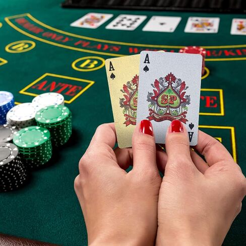 بطاقات لعب Joyoldelf سوداء بنمط وردي، قطعتان من البطاقات، أوراق لعب بلاستيكية وبلاستيكية مقاومة للماء، أوراق لعب رائعة مناسبة لألعاب بطاقات العائلة أو الأصدقاء، والحفلات، والسحر، وأداة الخدعة in Saudi Arabia