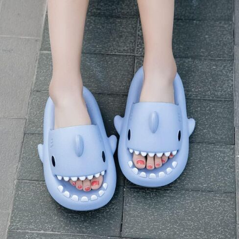 صنادل OTELUXS للجنسين من Shark Slides شباشب سحابية للنساء والرجال أحذية لطيفة مضادة للانزلاق على الشاطئ in Kuwait