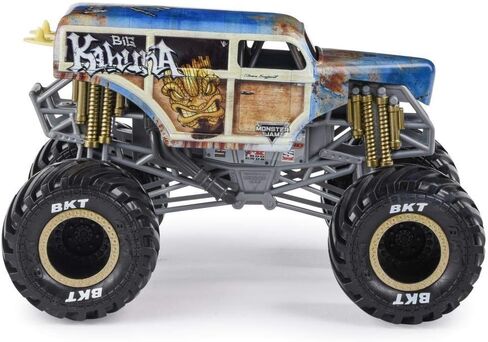 Monster Jam, Official Max-D Monster Truck, Collector Die-Cast Vehicle, 1:24 Scale in Saudi Arabia