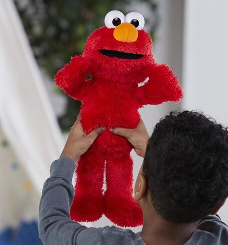 لعبة Sesame Street Love to Hug Elmo التي تتحدث وتغني وتعانق لعبة قطيفة مقاس 14 بوصة للأطفال الصغار بعمر 18 شهرًا فما فوق in Saudi Arabia
