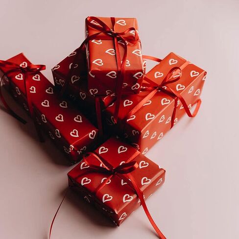 4 أشرطة أشرطة بطول 100 ياردة وعرض 10 مم لتغليف هدايا الحفلات وتزيينها، ذهبي، فضي، أحمر، أخضر in Kuwait