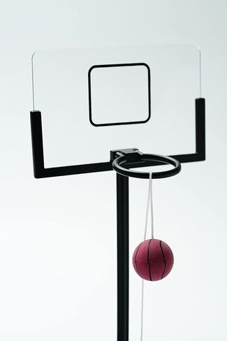 العاب كرة سلة صغيرة لسطح المكتب من ويكروفون، مناسبة للالعاب المكتبية في الاماكن المغلقة والمفتوحة، العاب مبتكرة ومبتكرة هي افضل الهدايا للبالغين والاطفال والاولاد والبنات. in Kuwait