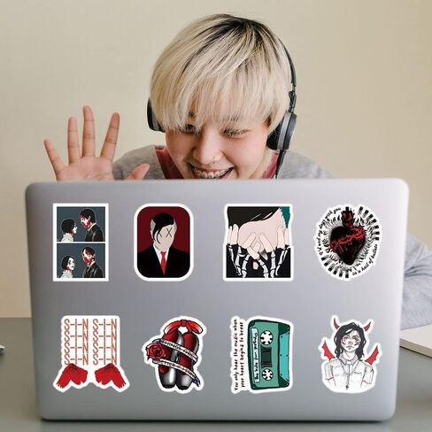 51 قطعة من ملصقات My Chemical Romance Singers Graffiti المقاومة للماء من الفينيل لزجاجة المياه ولوحة التزلج وحقيبة الهاتف والدراجة النارية للأطفال والبالغين والمراهقين لتزيين لوازم حفلات أعياد الميلاد in Kuwait