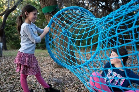 نفق حبال للملعب الخارجي من بينتيفا - جسر زحف معلق للأطفال من جميع الأعمار in Kuwait