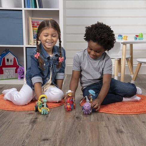 Dino Ranch Vehicle - Features Pull Back 5" Dino Blitz Chariot & 3" Dino Rancher Jon - Three Styles to Collect - Toys for Kids Featuring Your Favorite Pre-Westoric Ranchers in Saudi Arabia