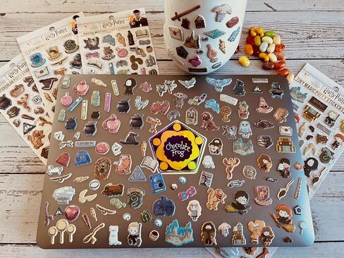 مجموعة ملصقات هاري بوتر المنتفخة من مجلة كونكويست (ألوان مائية) in Kuwait