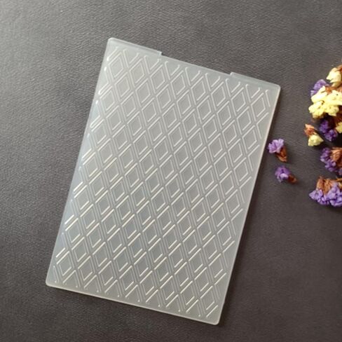 مجلدات بلاستيكية منقوشة بخلفية مخططة من AZSG لصنع البطاقات ألبوم الصور DIY سكرابوكينغ in Kuwait