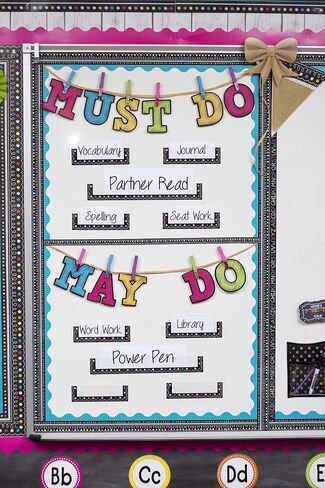 Teacher Created Resources Aqua Scalloped Border Trim (5703) in Saudi Arabia