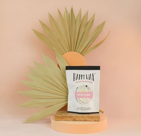 شمع الصويا اللوتس الأبيض من هابي واكس يذوب الشمع المعطر الممزوج بالزيوت العطرية، مثالي لإذابة الشمع أو المكعب أو سخان التارت - روائح الزهور واللوتس والمسك، 6 أونصة إجمالية متعددة العبوات in Kuwait