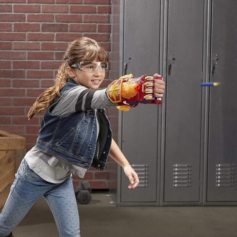 NERF Power Moves Marvel Avengers Captain Marvel Photon Blast Gauntlet NERF Dart-Launching Toy for Kids Roleplay, Toys for Kids Ages 5 and Up in Saudi Arabia