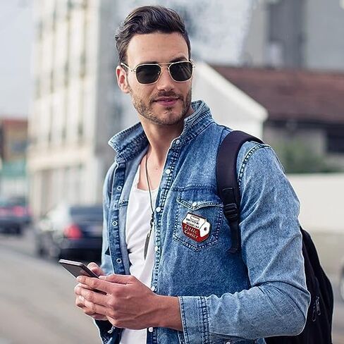 دبابيس مطلية بالمينا لطيفة لشنط الظهر، دبابيس بروش بتصميم لطيف للرجال والنساء والبنات والاولاد دبابيس مرحة للملابس in Kuwait