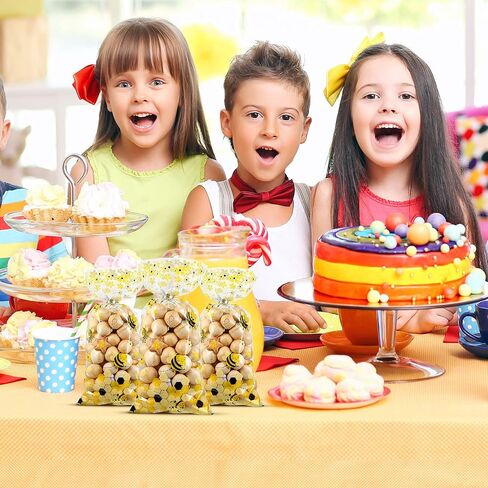 100 قطعة من اكياس الحلوى البلاستيكية بتصميم نحلة من السيلوفان بلون اصفر مع 100 ربطة فضية ملتوية لحفلات اعياد الميلاد وحفلات استقبال المولود الجديد in Saudi Arabia