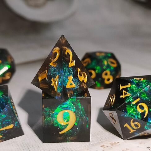 مجموعة نرد DND مجموعات نرد D&D RPG الزنزانات والتنينات أكياس نرد متعددة السطوح من الراتينج حافة حادة ألعاب لعب الأدوار MTG النرد 7 ملحقات D4 D6 D8 D10 D12 D20 (بدلة) in Kuwait