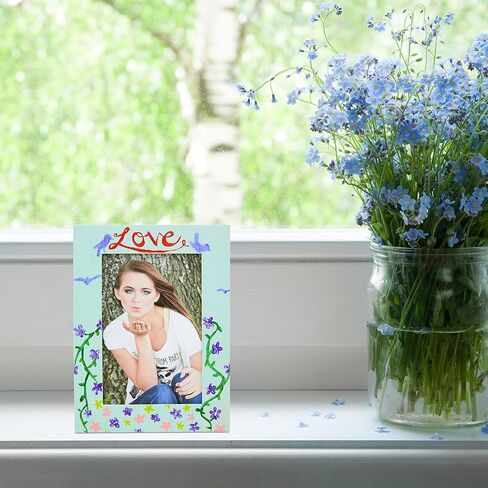 مجموعة لوحات فنية بإطار صور، مجموعة الفنون والحرف اليدوية، 3 إطارات صور خشبية صلبة غير مكتملة (6 × 4 صور) مع أوتاد خشبية وقوف، طلاء أكريليك، طلاء براق، فرش طلاء، وعيون جوجلي in Kuwait