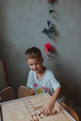 كيندرفيتس كتل مختلطة | 100 قطعة بناء من خشب الصنوبر الصلب مع صينية تخزين خشبية - مكعبات خشبية كلاسيكية للأطفال الصغار بعمر عامين فما فوق (قوس قزح) in Kuwait