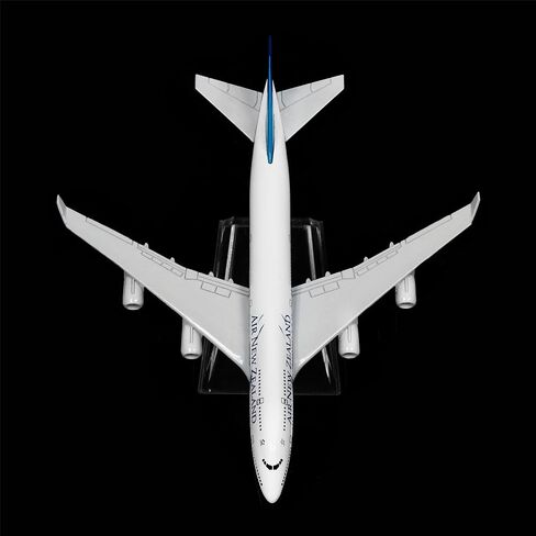 24-Hours The Siberia Airbus 320 Alloy Metal Model Aircraft Birthday Gift Plane Models Chiristmas Gift 1:400 in Kuwait