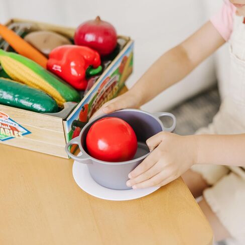 Melissa & Doug Playtime Produce Vegetables Play Food Set With Crate (7 pcs) in Saudi Arabia