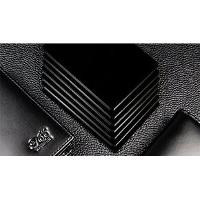 ورق لعب فنرارتي بيور كاردستري (أسود) للتدريب (7 عبوات) in Kuwait