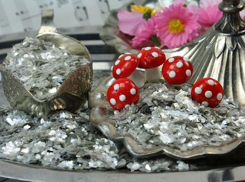 Meyer Imports Natural Mica Flakes - Silver Med - 1/2 oz - #311-4321 in Saudi Arabia
