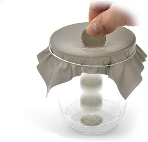 طبق خدع سحرية من بلاك هول لاختراق العملات المعدنية من خلال ورقة مطاطية في كوب ساحر دعائم ذهنية سحرية وهمية in Kuwait