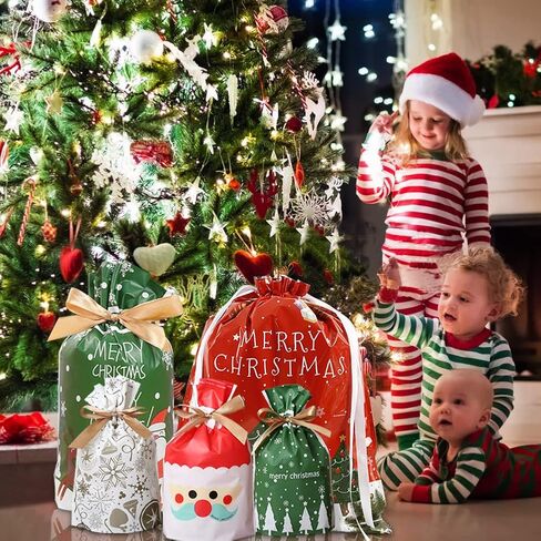 DUILE 34 قطعة من أكياس هدايا عيد الميلاد برباط بأحجام متنوعة وحقائب عيد الميلاد للهدايا اللطيفة وحقائب هدايا عيد الميلاد سانتا اللطيفة ومستلزمات زينة حفلات عيد الميلاد in Kuwait