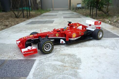 RASTAR Ferrari F138 R/C, Scale: 1/12 in Saudi Arabia