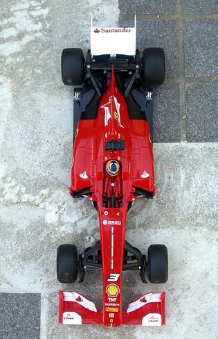 RASTAR Ferrari F138 R/C, Scale: 1/12 in Saudi Arabia